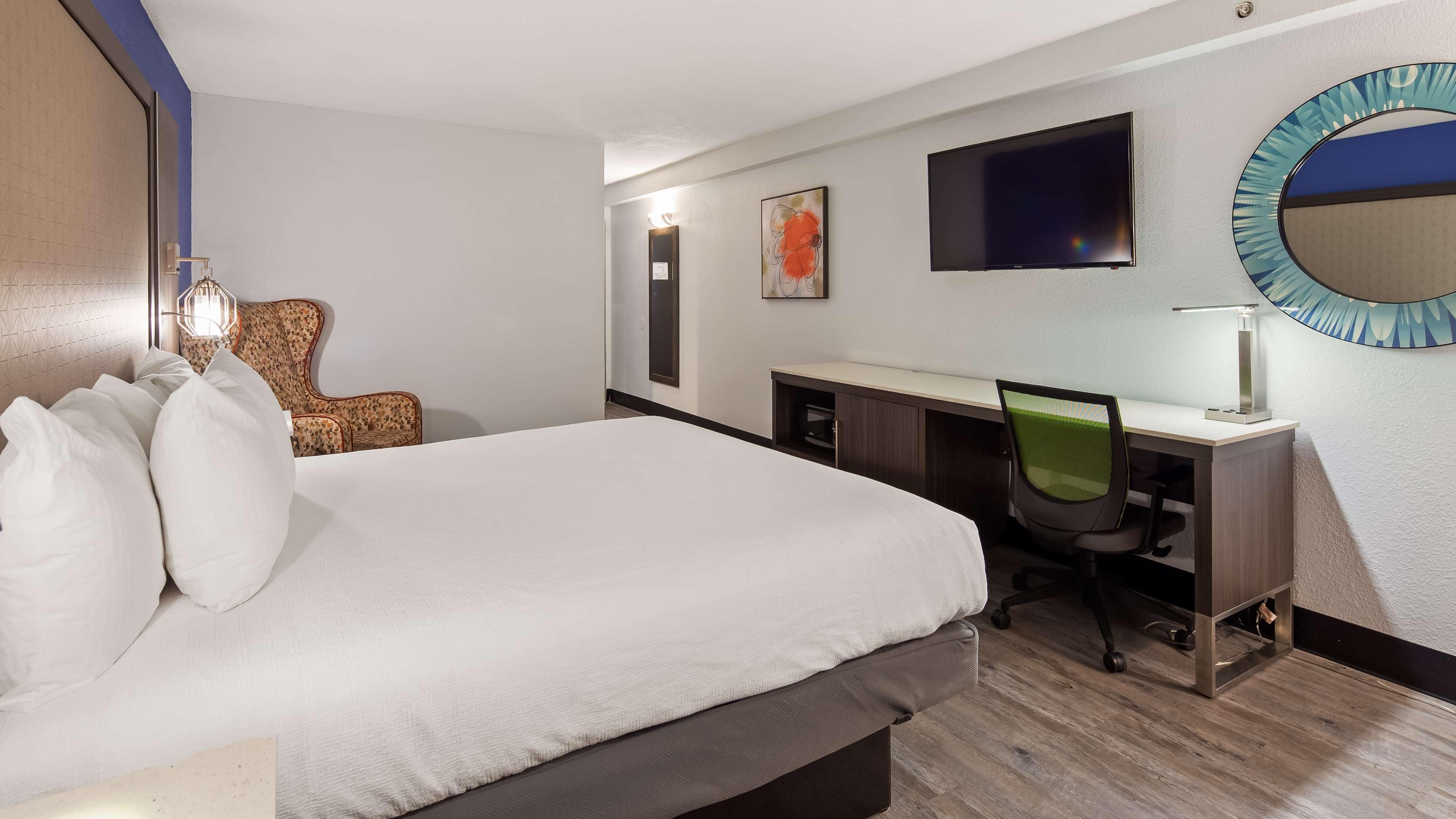 Best Western Plus Executive Residency Denver-Central Park Hotel Экстерьер фото