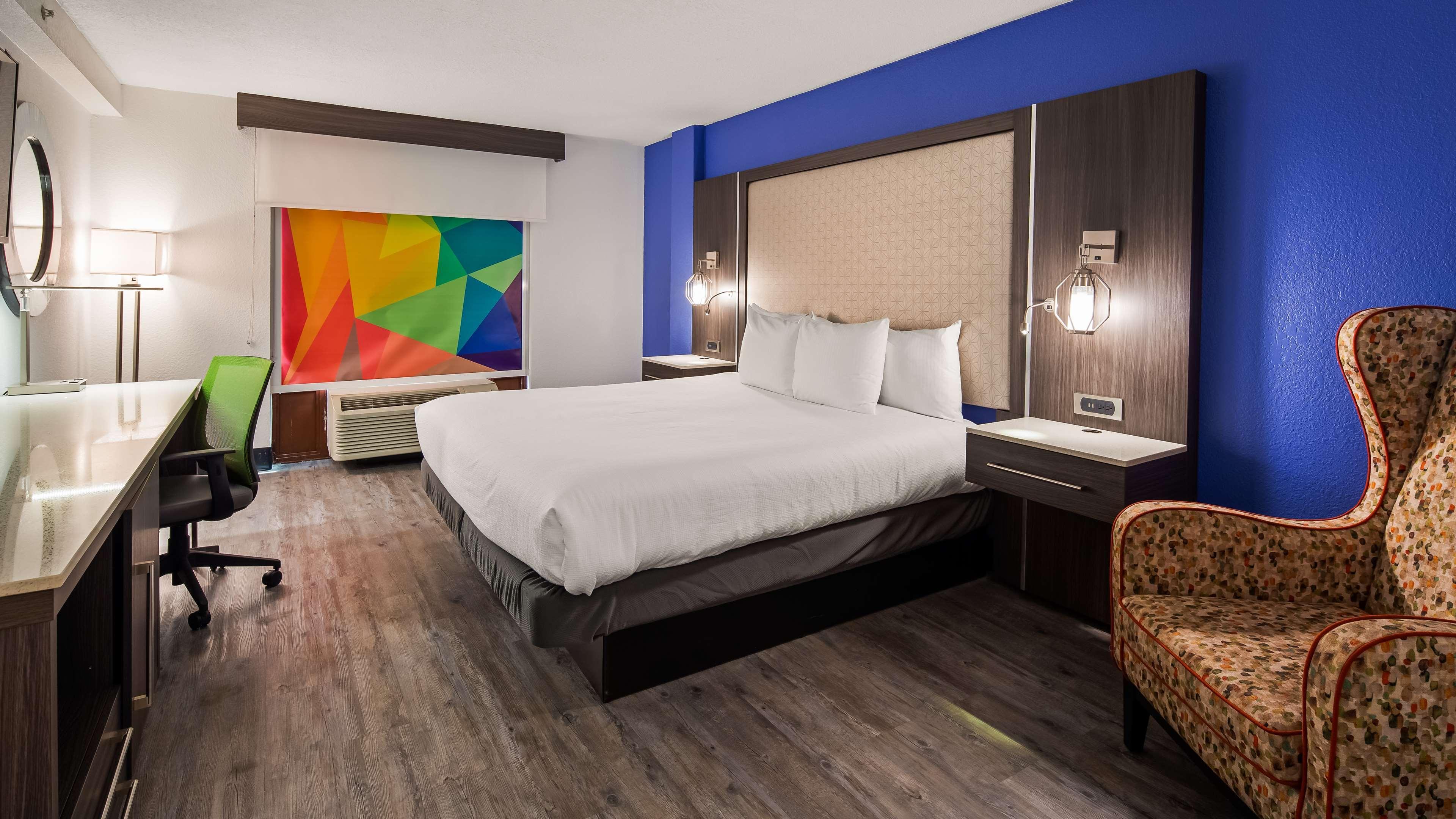 Best Western Plus Executive Residency Denver-Central Park Hotel Экстерьер фото