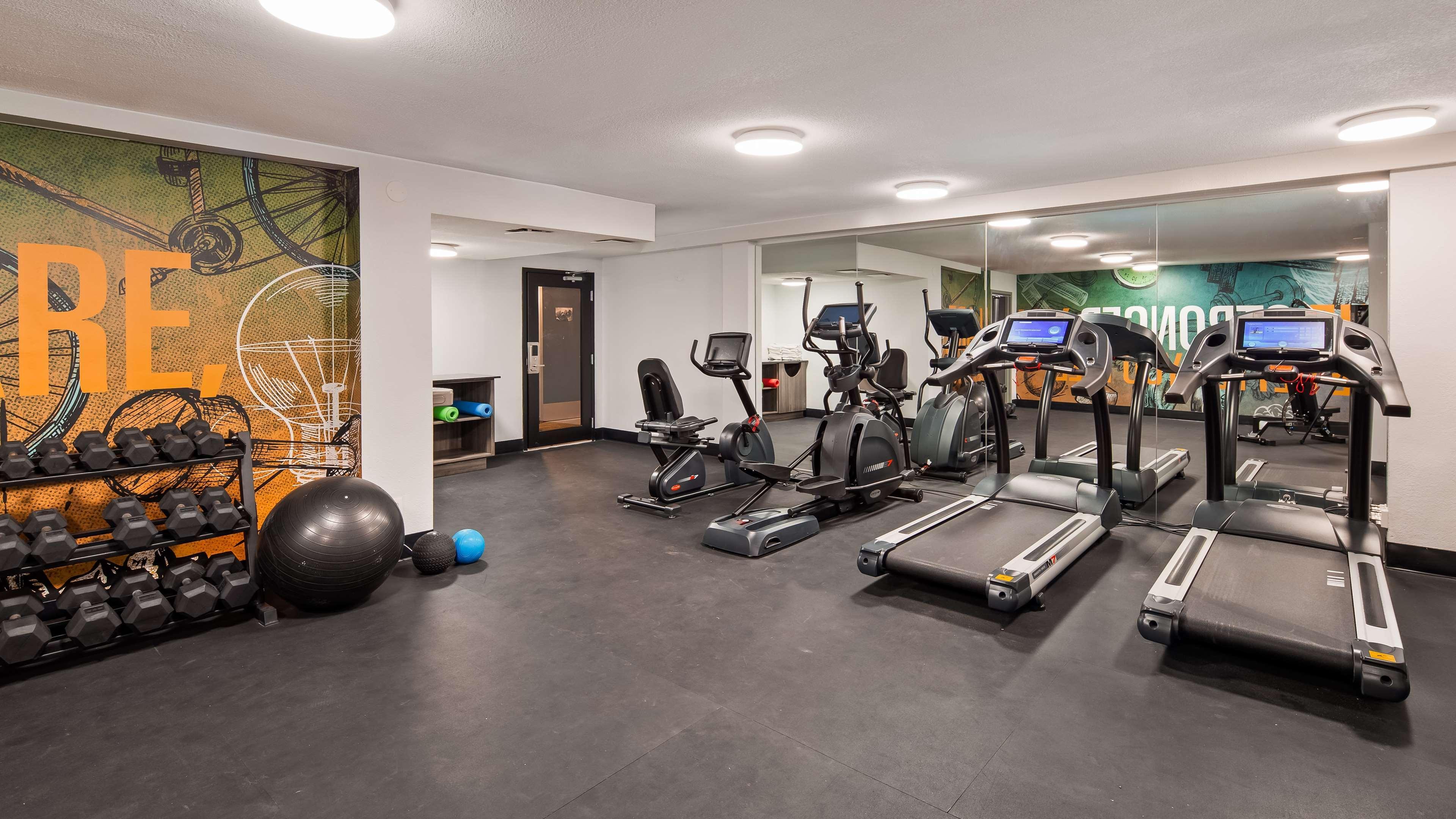 Best Western Plus Executive Residency Denver-Central Park Hotel Экстерьер фото