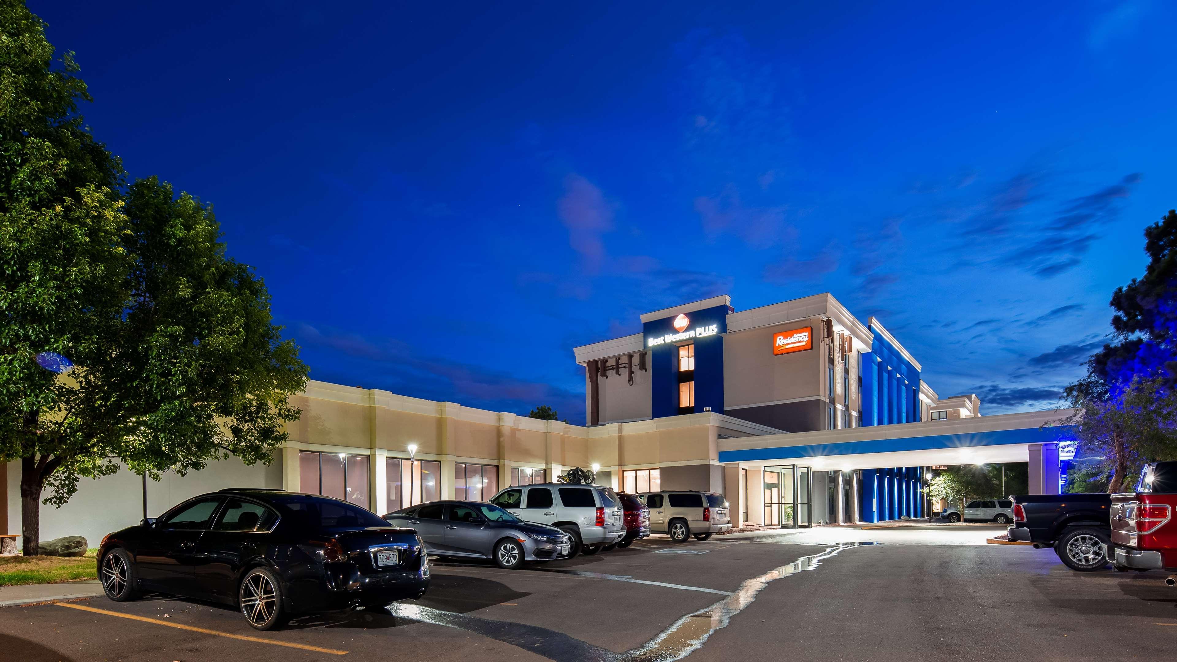 Best Western Plus Executive Residency Denver-Central Park Hotel Экстерьер фото