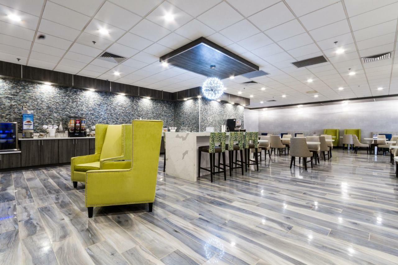 Best Western Plus Executive Residency Denver-Central Park Hotel Экстерьер фото
