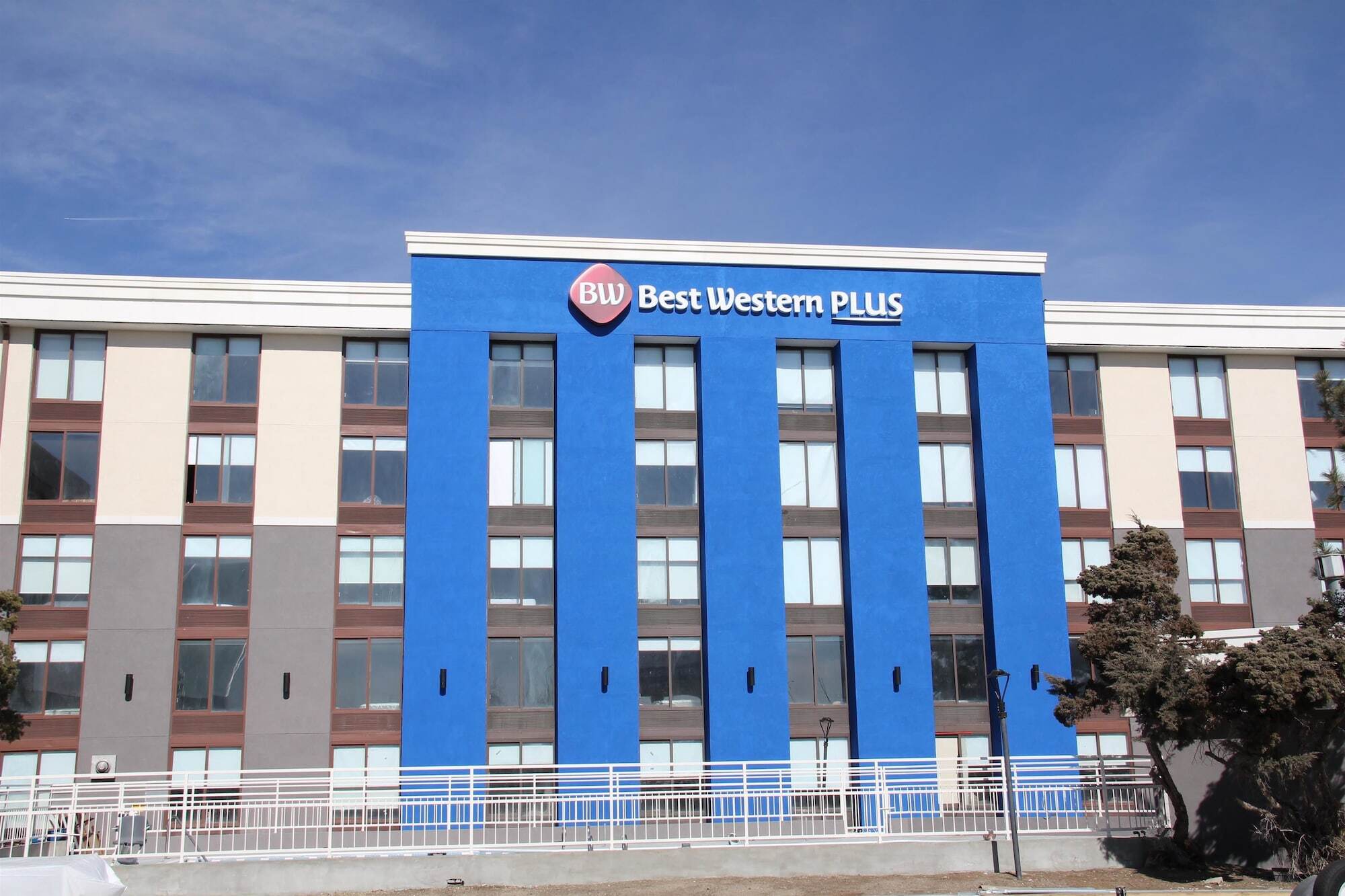 Best Western Plus Executive Residency Denver-Central Park Hotel Экстерьер фото