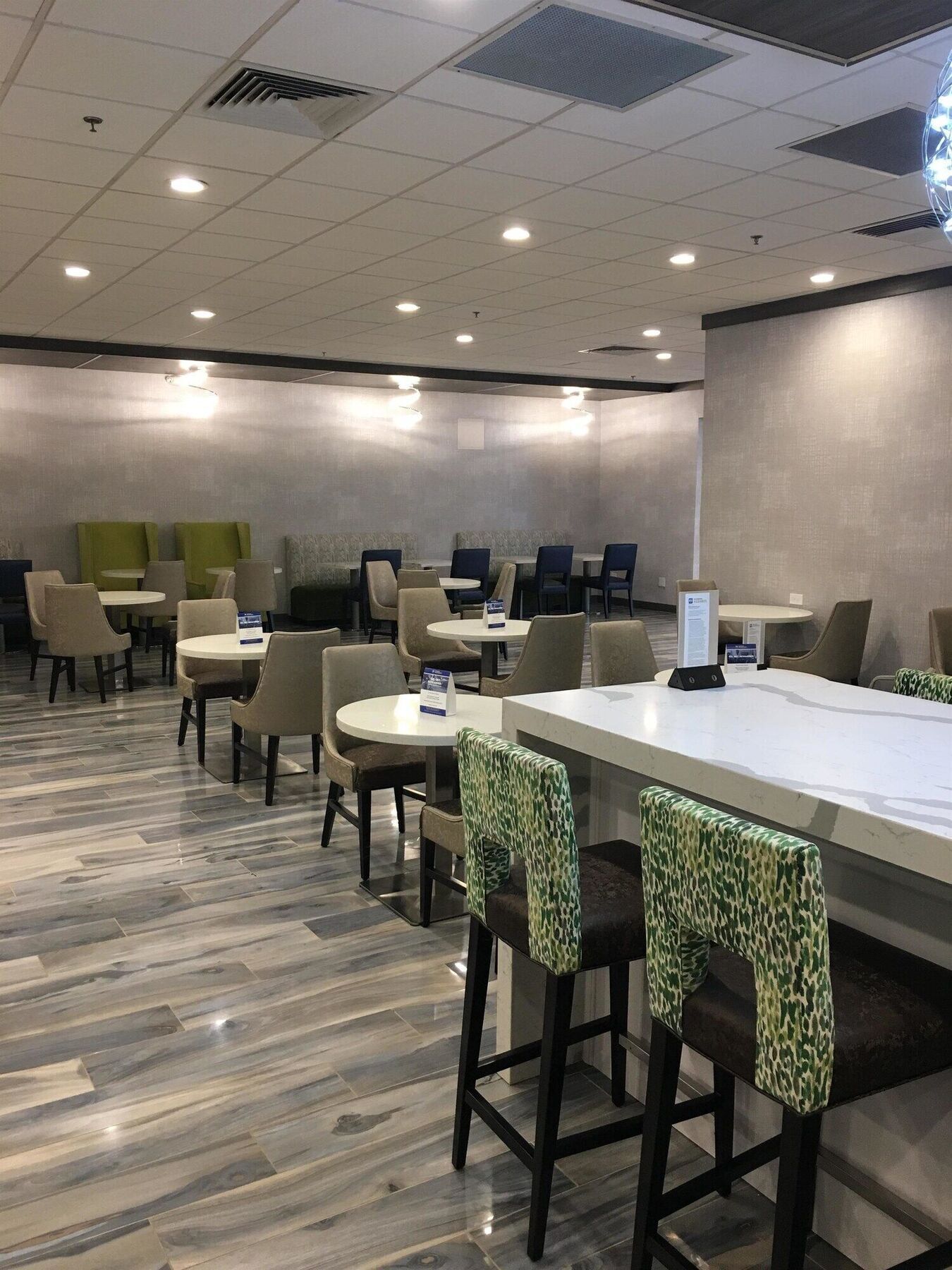 Best Western Plus Executive Residency Denver-Central Park Hotel Удобства фото