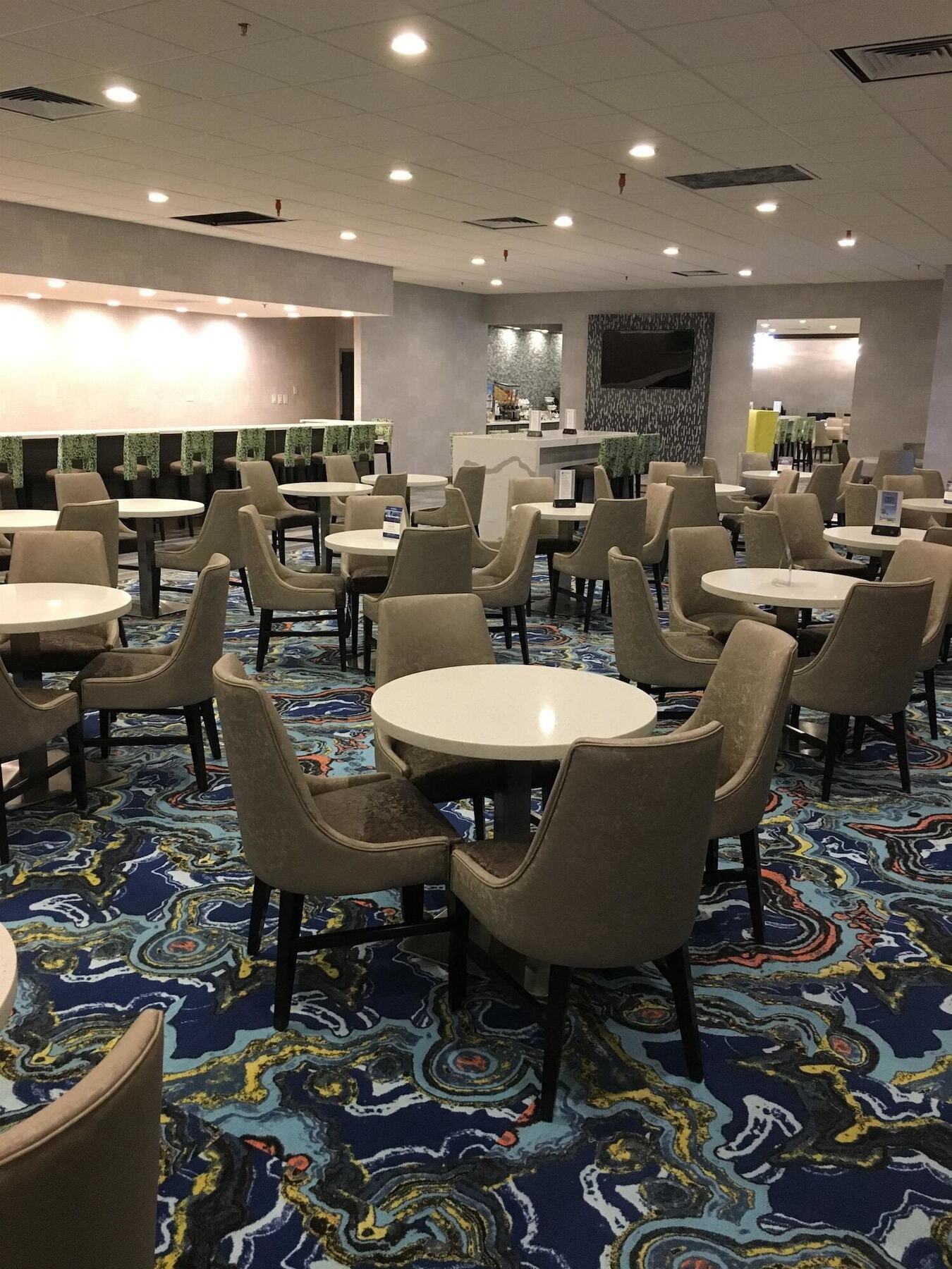 Best Western Plus Executive Residency Denver-Central Park Hotel Удобства фото